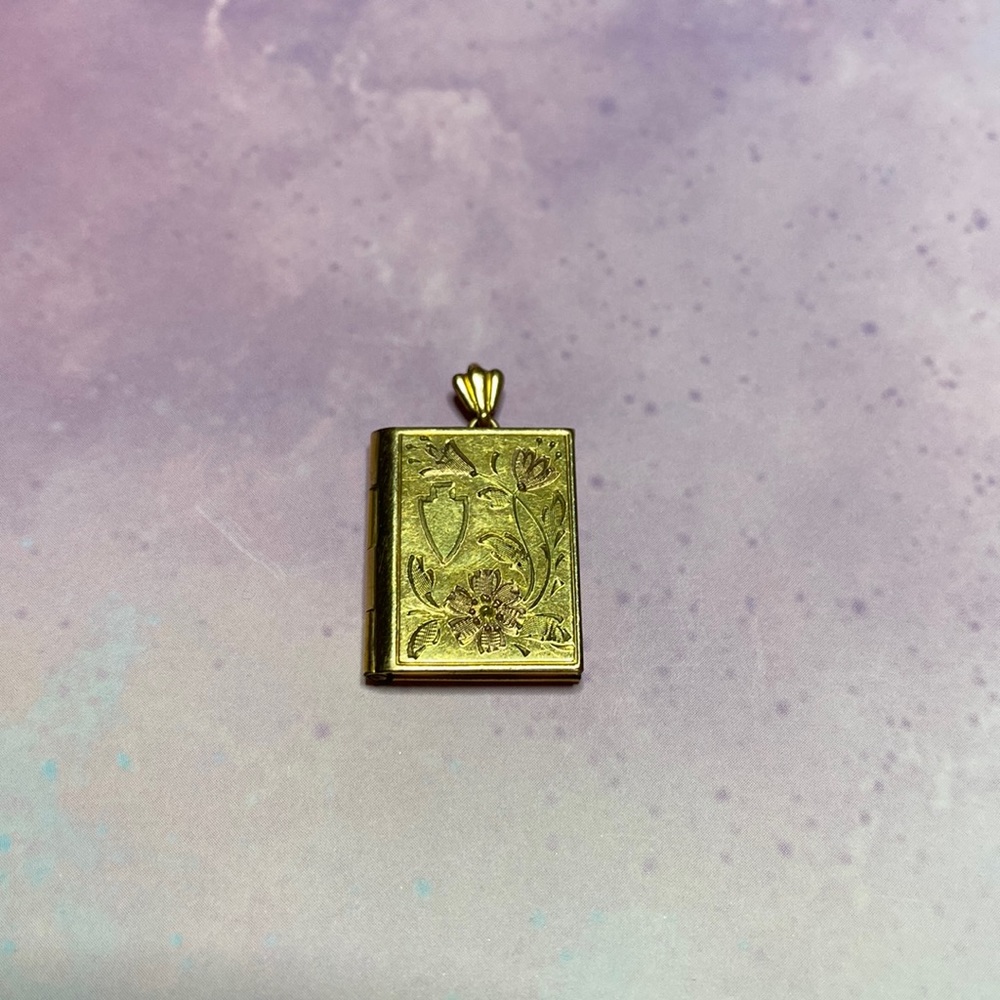 Vintage 12k gold filled book style locket